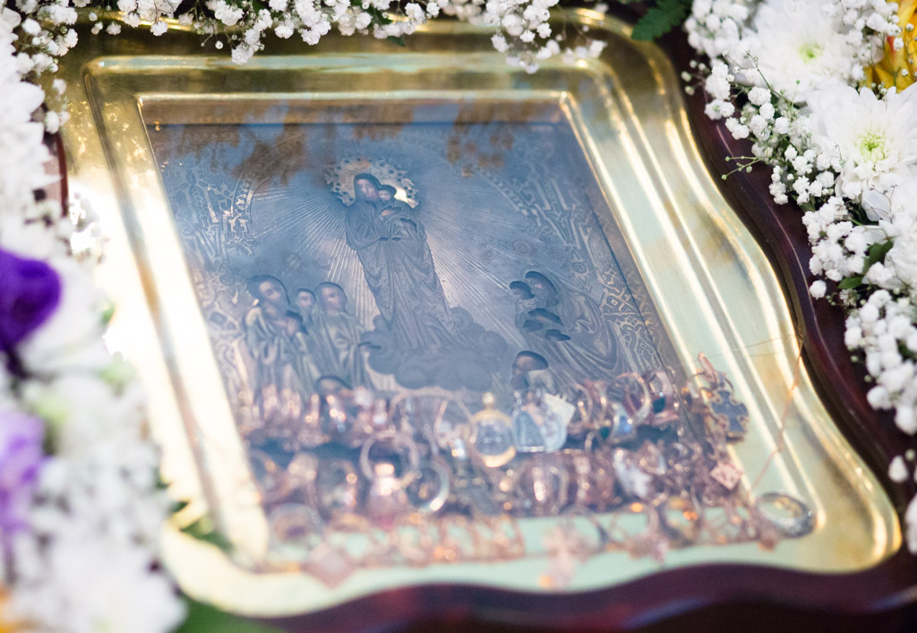 служба-в-храме-всех-скорбящих-Радость_при-военном-госпитале_Омскноября-06-2014_14