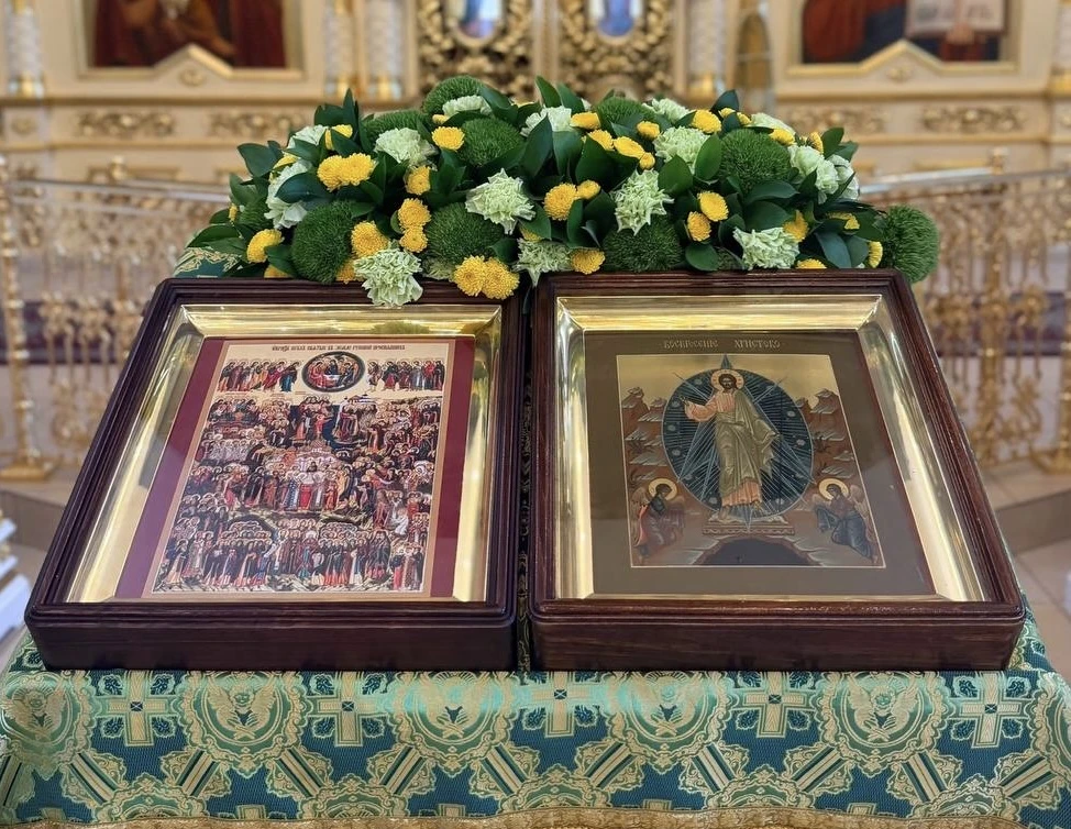 НЕДЕЛЯ ВСЕХ СВЯТЫХ, В ЗЕМЛЕ РУССКОЙ ПРОСИЯВШИХ