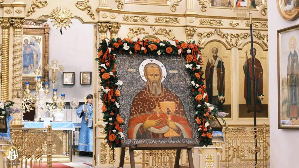 Встреча иконы святого праведного Иоанна Кронштадтского.